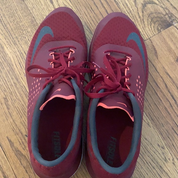 Nike Other - Nike FS Lite Run 2 Running Shoes Mens.     (Size 11) Red LaceUp 685266-601 used